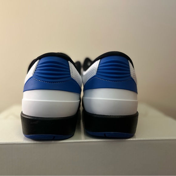 BRAND NEW- Jordan 2 Low Varsity Royal WMNS Sz 11 SKU: dx4401-104 - Picture 5 of 7